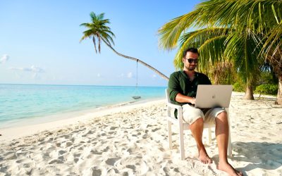 2025年自由职业者收入倍增的实战策略：解锁你的财富潜力！