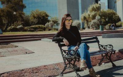 掌握日内交易：在波动市场中寻找盈利机会的艺术