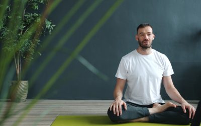 如何在2026年成為社群媒體影響者：YouTube、Instagram、TikTok、Facebook 平台策略與最新趨勢