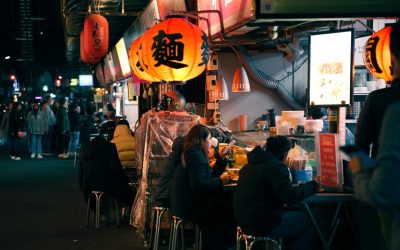 全球美食探索：热门目的地与独家觅食攻略