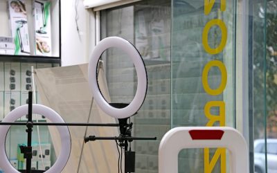 2026年社交媒体影响力：如何在YouTube、Instagram、TikTok和Facebook上脱颖而出？