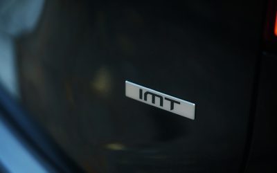 MBTI 类型在恋爱与友情中的真实兼容性:洞察与成长